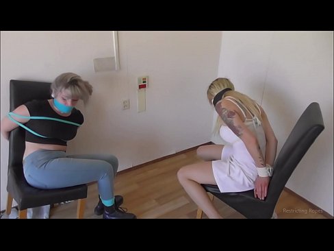 ❤️ Függő / Megkötözve és betömve / Szűzlány a bajban ❤️❌ Baszás videó at hu.ttsex.ru ️