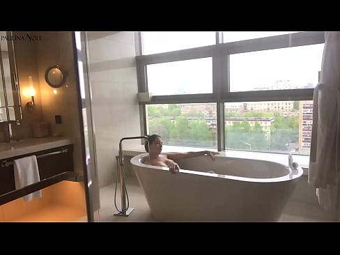 ❤️ Óriási babe szenvedélyesen kiveri ki a punciját a fürdőszobában ❤️❌ Baszás videó at hu.ttsex.ru ️