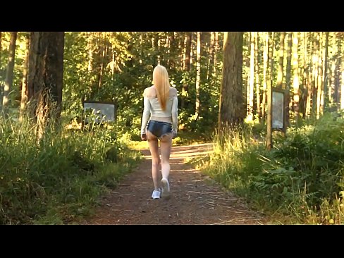 ❤️ Gyönyörű nő lassan mozog, nem meztelen videó ❤️❌ Baszás videó at hu.ttsex.ru ️